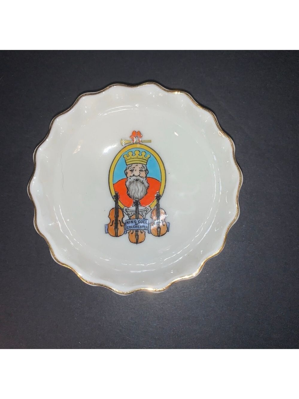W.H. Goss Trinket Dish White/Gold King Coel Colchester